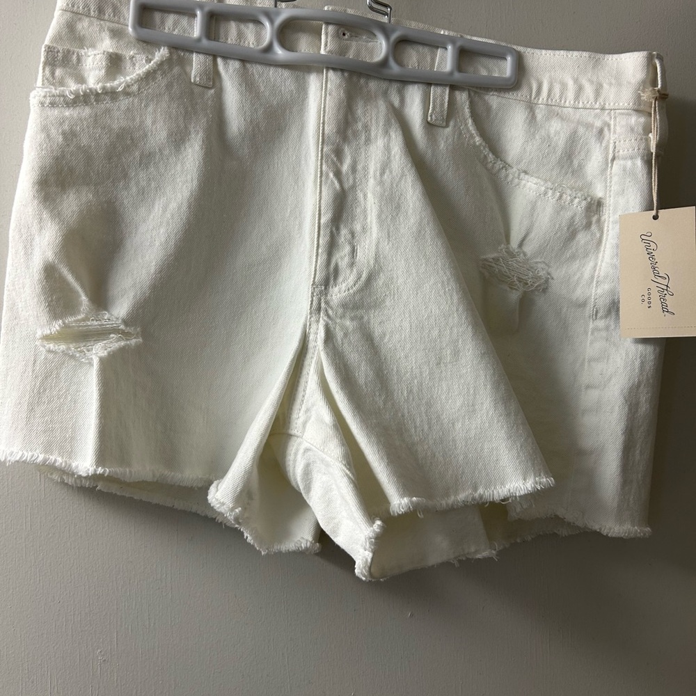 Universal Threads White Jean Shorts Relaxed Fit